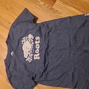 Roots t-shirt